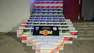 Adana'da Büyük Kaçakçılık Operasyonu: Binlerce Paket Sigara ve Makaron Ele Geçirildi