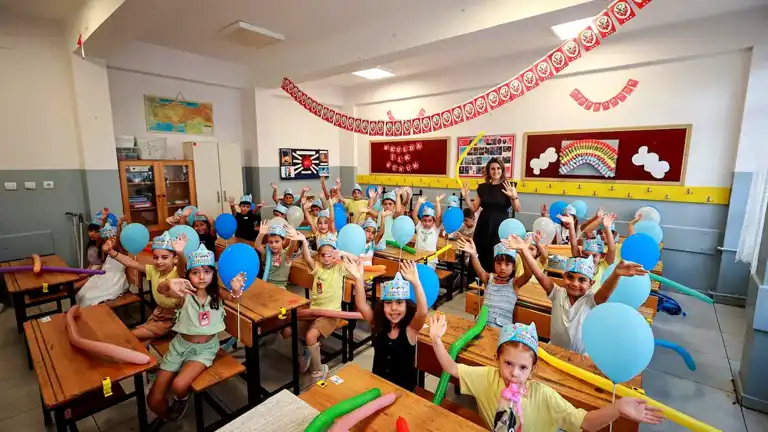 Okullar Uyum Haftasıyla Açıldı
